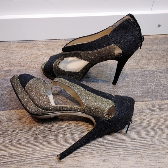 e! live from the red carpet Shoes - Black and Gold Peep Toe Glitter Heels